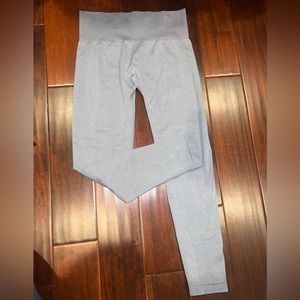 Grey NVGTN leggings size medium